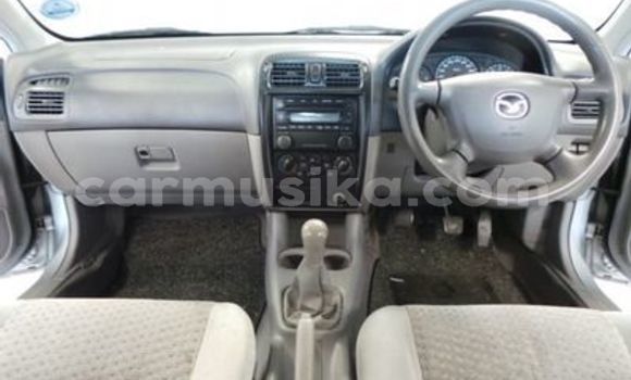 Acheter Occasion Voiture Mazda 626 Gris à Beitbridge, Matabeleland South Acheter Occasion Voiture Mazda 626 Gris à Beitbridge, Matabeleland South