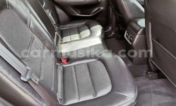 Nunua Ilio tumika Mazda CX-5 Nyingine Gari ndani ya Beitbridge nchini Matabeleland Kusini Nunua Ilio tumika Mazda CX-5 Nyingine Gari ndani ya Beitbridge nchini Matabeleland Kusini