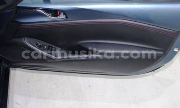 Tenga Tsaru Mazda MX-5 Bhuruu Mota in Beitbridge in Matabeleland South Tenga Tsaru Mazda MX-5 Bhuruu Mota in Beitbridge in Matabeleland South