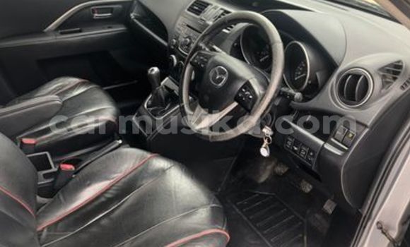 Nunua Ilio tumika Mazda 5 Fedha Gari ndani ya Beitbridge nchini Matabeleland Kusini Nunua Ilio tumika Mazda 5 Fedha Gari ndani ya Beitbridge nchini Matabeleland Kusini