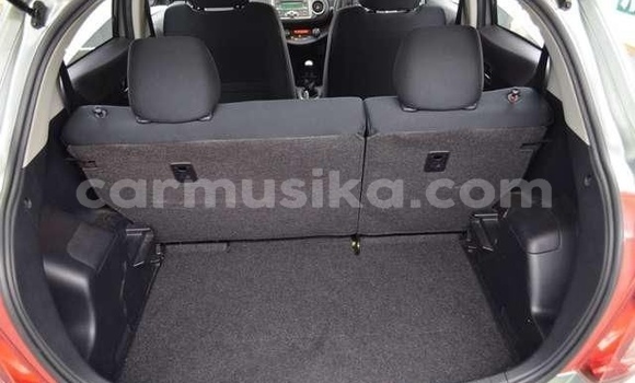 Acheter Occasion Voiture Toyota Vitz Gris à Beitbridge, Matabeleland South Acheter Occasion Voiture Toyota Vitz Gris à Beitbridge, Matabeleland South