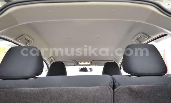 Acheter Occasion Voiture Toyota Vitz Gris à Beitbridge, Matabeleland South Acheter Occasion Voiture Toyota Vitz Gris à Beitbridge, Matabeleland South