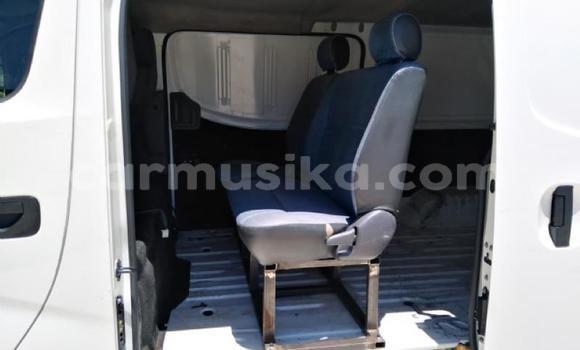 Acheter Occasion Voiture Nissan Nv350 Blanc à Beitbridge, Matabeleland South Acheter Occasion Voiture Nissan Nv350 Blanc à Beitbridge, Matabeleland South