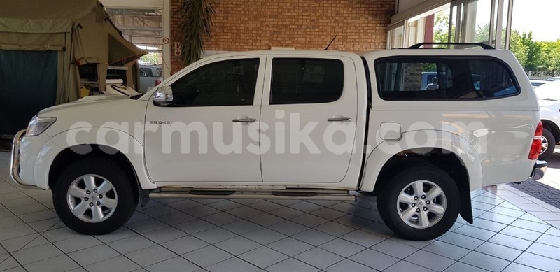 Big with watermark toyota hilux matabeleland south beitbridge 19437