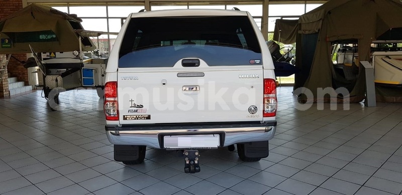 Big with watermark toyota hilux matabeleland south beitbridge 19437