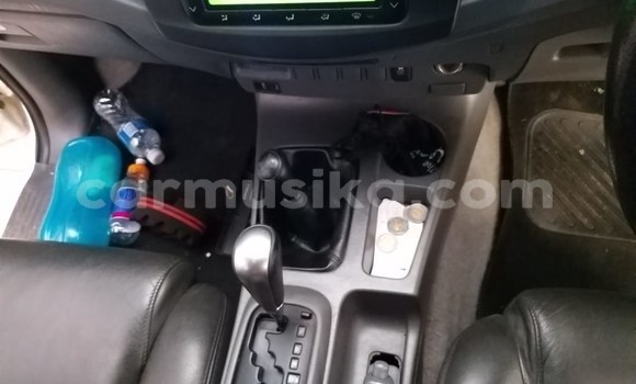 Tenga Tsaru Toyota Hilux Chena Mota in Beitbridge in Matabeleland South Tenga Tsaru Toyota Hilux Chena Mota in Beitbridge in Matabeleland South