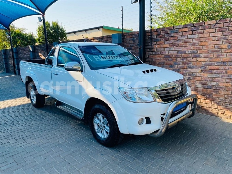 Big with watermark toyota hilux matabeleland south beitbridge 19439