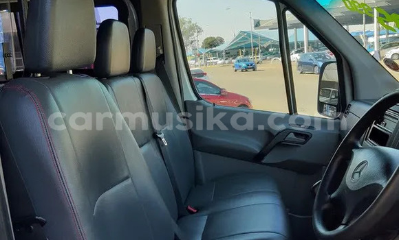 Tenga Tsaru Mercedes‒Benz W189 Chena Mota in Beitbridge in Matabeleland South Tenga Tsaru Mercedes‒Benz W189 Chena Mota in Beitbridge in Matabeleland South