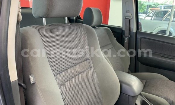 Nunua Ilio tumika Toyota Hilux Fedha Gari ndani ya Beitbridge nchini Matabeleland Kusini Nunua Ilio tumika Toyota Hilux Fedha Gari ndani ya Beitbridge nchini Matabeleland Kusini