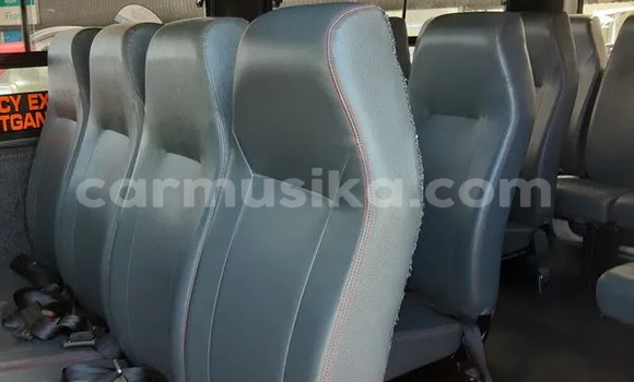 Tenga Tsaru Mercedes‒Benz W189 Chena Mota in Beitbridge in Matabeleland South Tenga Tsaru Mercedes‒Benz W189 Chena Mota in Beitbridge in Matabeleland South