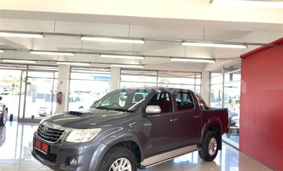 Nunua Ilio tumika Toyota Hilux Fedha Gari ndani ya Beitbridge nchini Matabeleland Kusini Nunua Ilio tumika Toyota Hilux Fedha Gari ndani ya Beitbridge nchini Matabeleland Kusini