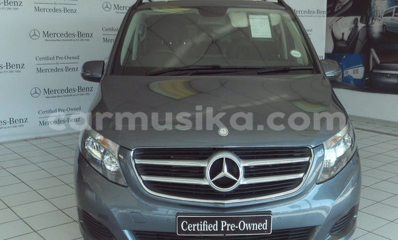 Tenga Tsaru Mercedes‒Benz Vito Zvimwe Mota in Beitbridge in Matabeleland South Tenga Tsaru Mercedes‒Benz Vito Zvimwe Mota in Beitbridge in Matabeleland South