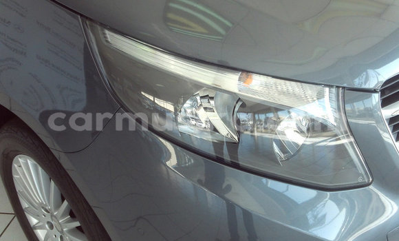 Tenga Tsaru Mercedes‒Benz Vito Zvimwe Mota in Beitbridge in Matabeleland South Tenga Tsaru Mercedes‒Benz Vito Zvimwe Mota in Beitbridge in Matabeleland South