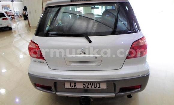 Nunua Ilio tumika Mitsubishi Outlander Nyeupe Gari ndani ya Beitbridge nchini Matabeleland Kusini Nunua Ilio tumika Mitsubishi Outlander Nyeupe Gari ndani ya Beitbridge nchini Matabeleland Kusini