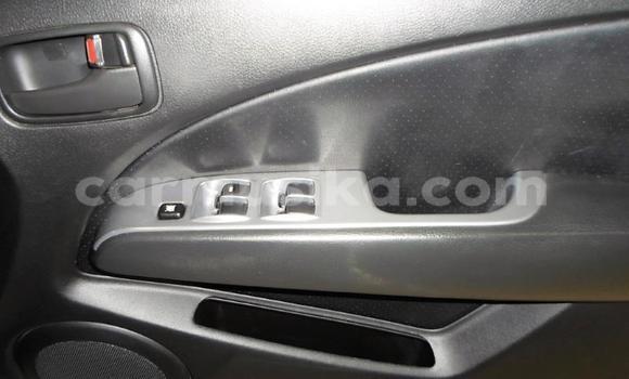 Nunua Ilio tumika Mitsubishi Outlander Nyeupe Gari ndani ya Beitbridge nchini Matabeleland Kusini Nunua Ilio tumika Mitsubishi Outlander Nyeupe Gari ndani ya Beitbridge nchini Matabeleland Kusini