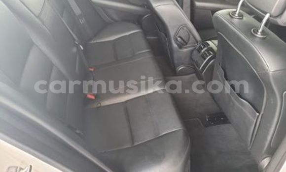 Tenga Tsaru Mercedes‒Benz C–Class Chena Mota in Beitbridge in Matabeleland South Tenga Tsaru Mercedes‒Benz C–Class Chena Mota in Beitbridge in Matabeleland South