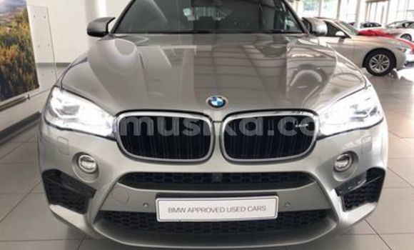 Acheter Occasion Voiture BMW X6 M Gris à Beitbridge, Matabeleland South Acheter Occasion Voiture BMW X6 M Gris à Beitbridge, Matabeleland South