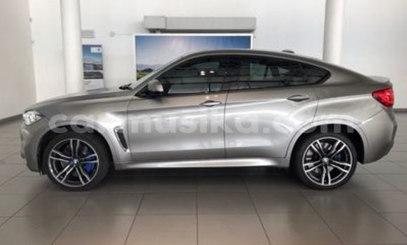 Acheter Occasion Voiture BMW X6 M Gris à Beitbridge, Matabeleland South Acheter Occasion Voiture BMW X6 M Gris à Beitbridge, Matabeleland South