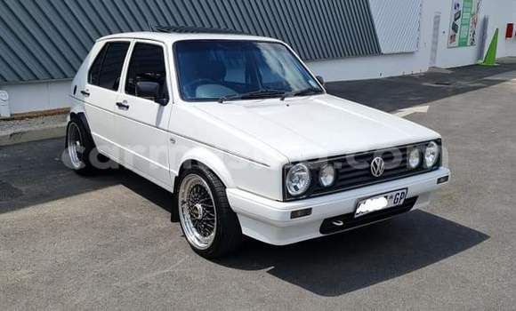 Buy Used Volkswagen Golf White Car in Beitbridge in Matabeleland South Buy Used Volkswagen Golf White Car in Beitbridge in Matabeleland South