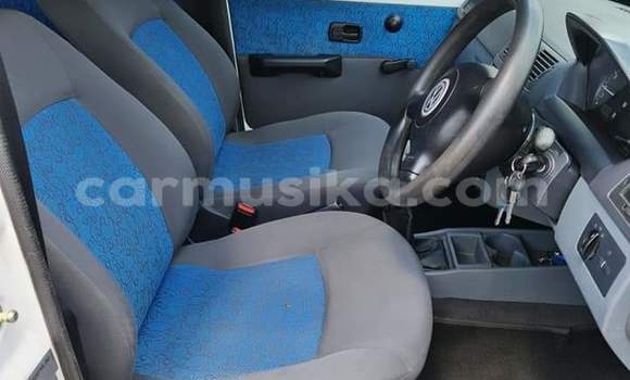 Buy Used Volkswagen Golf White Car in Beitbridge in Matabeleland South Buy Used Volkswagen Golf White Car in Beitbridge in Matabeleland South