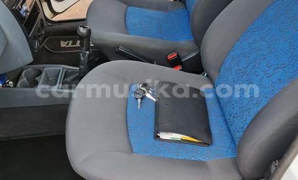 Buy Used Volkswagen Golf White Car in Beitbridge in Matabeleland South Buy Used Volkswagen Golf White Car in Beitbridge in Matabeleland South