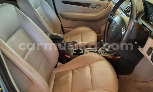 Nunua Ilio tumika Mercedes‒Benz A–Class Beige Gari ndani ya Beitbridge nchini Matabeleland Kusini Nunua Ilio tumika Mercedes‒Benz A–Class Beige Gari ndani ya Beitbridge nchini Matabeleland Kusini