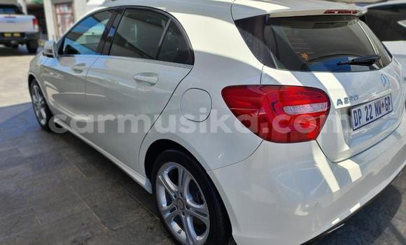 Acheter Occasion Voiture Mercedes‒Benz A–Class Blanc à Beitbridge, Matabeleland South Acheter Occasion Voiture Mercedes‒Benz A–Class Blanc à Beitbridge, Matabeleland South