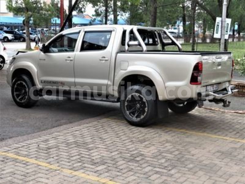 Big with watermark toyota hilux matabeleland south beitbridge 19479