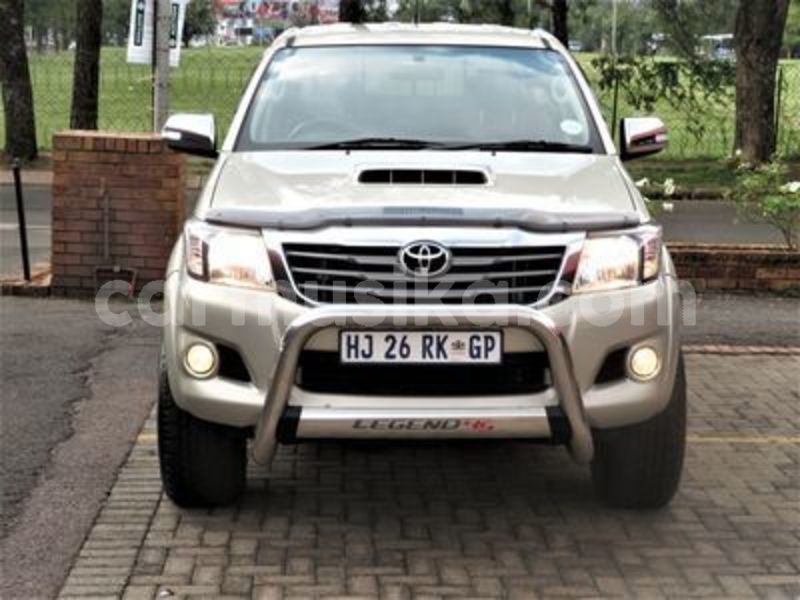 Big with watermark toyota hilux matabeleland south beitbridge 19480