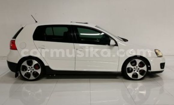 Tenga Tsaru Volkswagen Golf Chena Mota in Beitbridge in Matabeleland South Tenga Tsaru Volkswagen Golf Chena Mota in Beitbridge in Matabeleland South