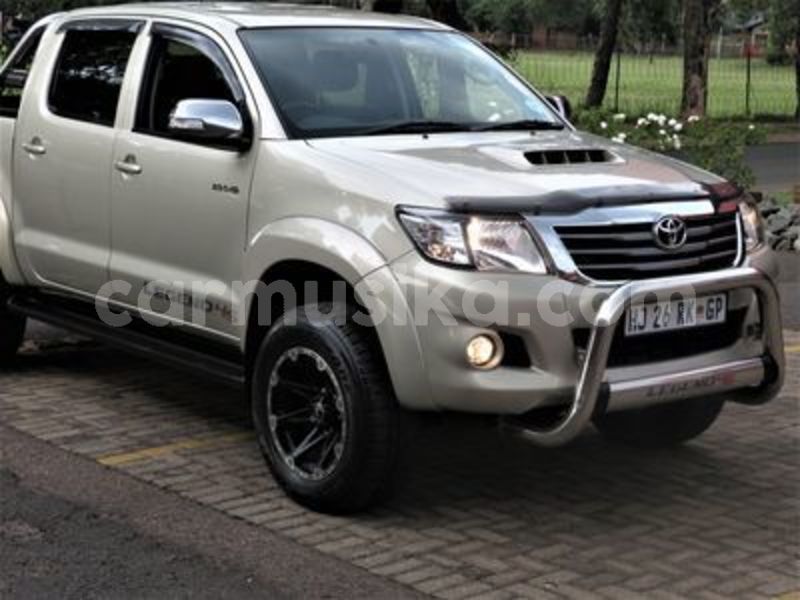 Big with watermark toyota hilux matabeleland south beitbridge 19482