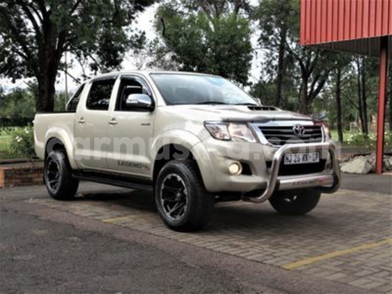 Big with watermark toyota hilux matabeleland south beitbridge 19482