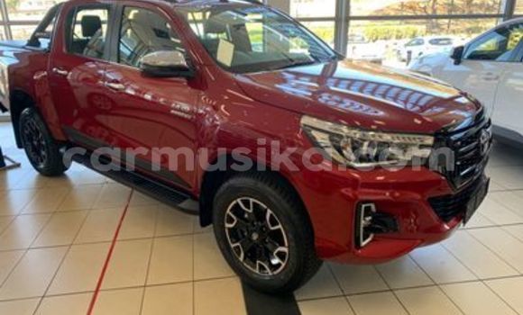 Buy Used Toyota Hilux Red Car in Beitbridge in Matabeleland South Buy Used Toyota Hilux Red Car in Beitbridge in Matabeleland South