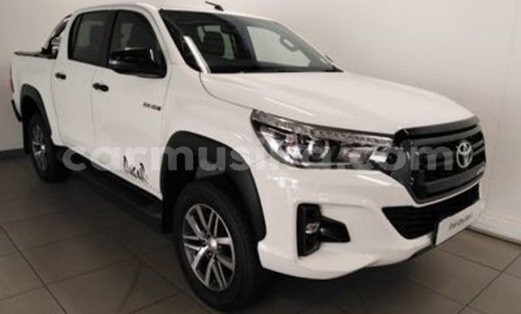 Tenga Tsaru Toyota Hilux Chena Mota in Beitbridge in Matabeleland South Tenga Tsaru Toyota Hilux Chena Mota in Beitbridge in Matabeleland South