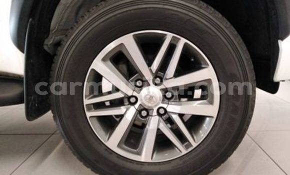 Tenga Tsaru Toyota Hilux Chena Mota in Beitbridge in Matabeleland South Tenga Tsaru Toyota Hilux Chena Mota in Beitbridge in Matabeleland South