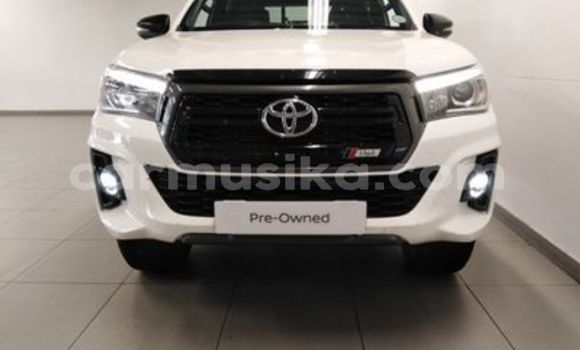 Tenga Tsaru Toyota Hilux Chena Mota in Beitbridge in Matabeleland South Tenga Tsaru Toyota Hilux Chena Mota in Beitbridge in Matabeleland South