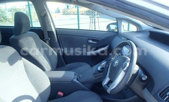 Tenga Tsaru Toyota Prius Sirivha Mota in Beitbridge in Matabeleland South Tenga Tsaru Toyota Prius Sirivha Mota in Beitbridge in Matabeleland South