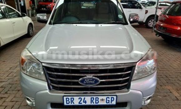 Tenga Tsaru Ford Everest Sirivha Mota in Beitbridge in Matabeleland South