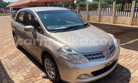Nunua Ilio tumika Nissan Latio Nyeupe Gari ndani ya Harare nchini Harare