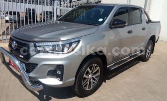 Acheter Occasion Voiture Toyota Hilux Gris à Beitbridge, Matabeleland South
