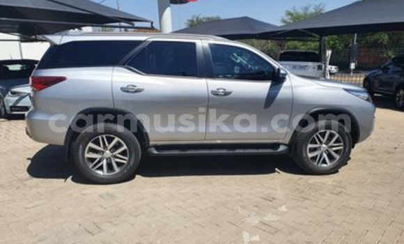 Tenga Tsaru Toyota Fortuner Sirivha Mota in Beitbridge in Matabeleland South Tenga Tsaru Toyota Fortuner Sirivha Mota in Beitbridge in Matabeleland South