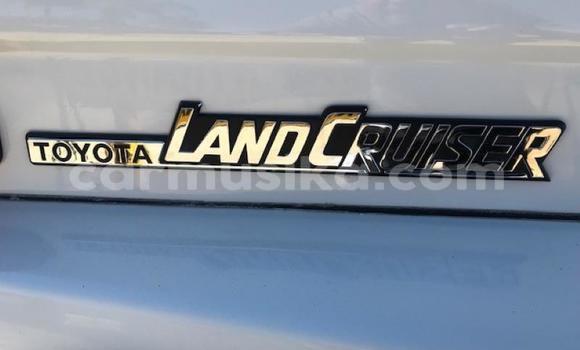 Acheter Occasion Voiture Toyota Land Cruiser Blanc à Beitbridge, Matabeleland South Acheter Occasion Voiture Toyota Land Cruiser Blanc à Beitbridge, Matabeleland South
