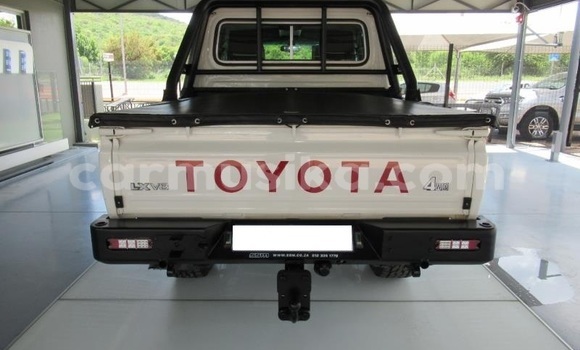 Acheter Occasion Voiture Toyota Land Cruiser Autre à Beitbridge, Matabeleland South Acheter Occasion Voiture Toyota Land Cruiser Autre à Beitbridge, Matabeleland South