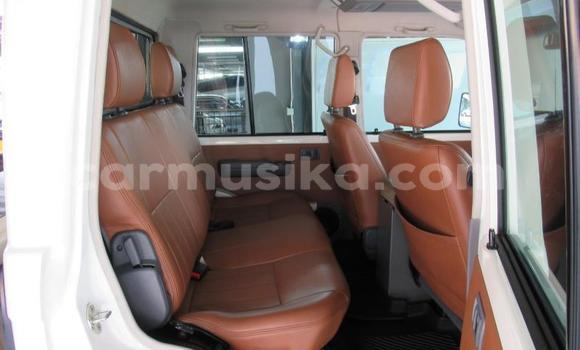 Acheter Occasion Voiture Toyota Land Cruiser Autre à Beitbridge, Matabeleland South Acheter Occasion Voiture Toyota Land Cruiser Autre à Beitbridge, Matabeleland South