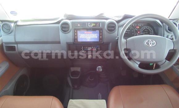 Acheter Occasion Voiture Toyota Land Cruiser Autre à Beitbridge, Matabeleland South Acheter Occasion Voiture Toyota Land Cruiser Autre à Beitbridge, Matabeleland South