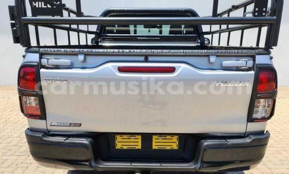 Acheter Occasion Voiture Toyota Hilux Gris à Beitbridge, Matabeleland South Acheter Occasion Voiture Toyota Hilux Gris à Beitbridge, Matabeleland South