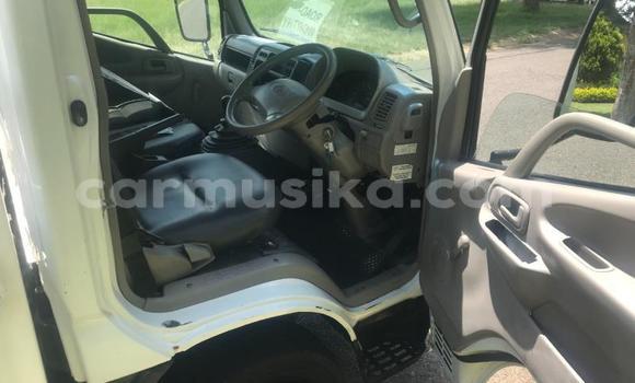 Acheter Occasion Voiture Toyota Dyna Blanc à Beitbridge, Matabeleland South Acheter Occasion Voiture Toyota Dyna Blanc à Beitbridge, Matabeleland South