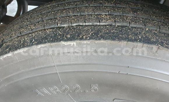 Acheter Occasion Voiture Nissan Urvan Blanc à Beitbridge, Matabeleland South Acheter Occasion Voiture Nissan Urvan Blanc à Beitbridge, Matabeleland South