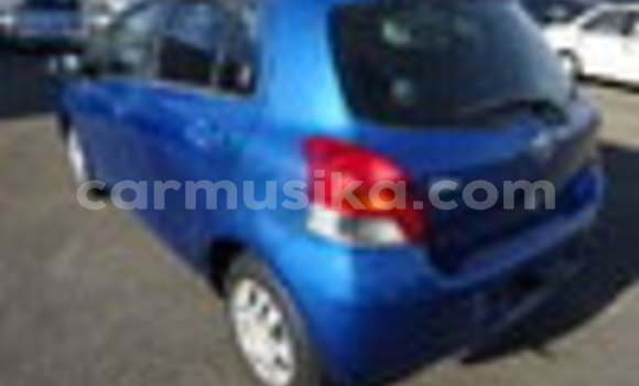 Acheter Occasion Voiture Toyota Vitz Bleu à Beitbridge, Matabeleland South Acheter Occasion Voiture Toyota Vitz Bleu à Beitbridge, Matabeleland South