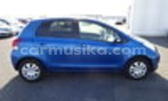 Acheter Occasion Voiture Toyota Vitz Bleu à Beitbridge, Matabeleland South Acheter Occasion Voiture Toyota Vitz Bleu à Beitbridge, Matabeleland South